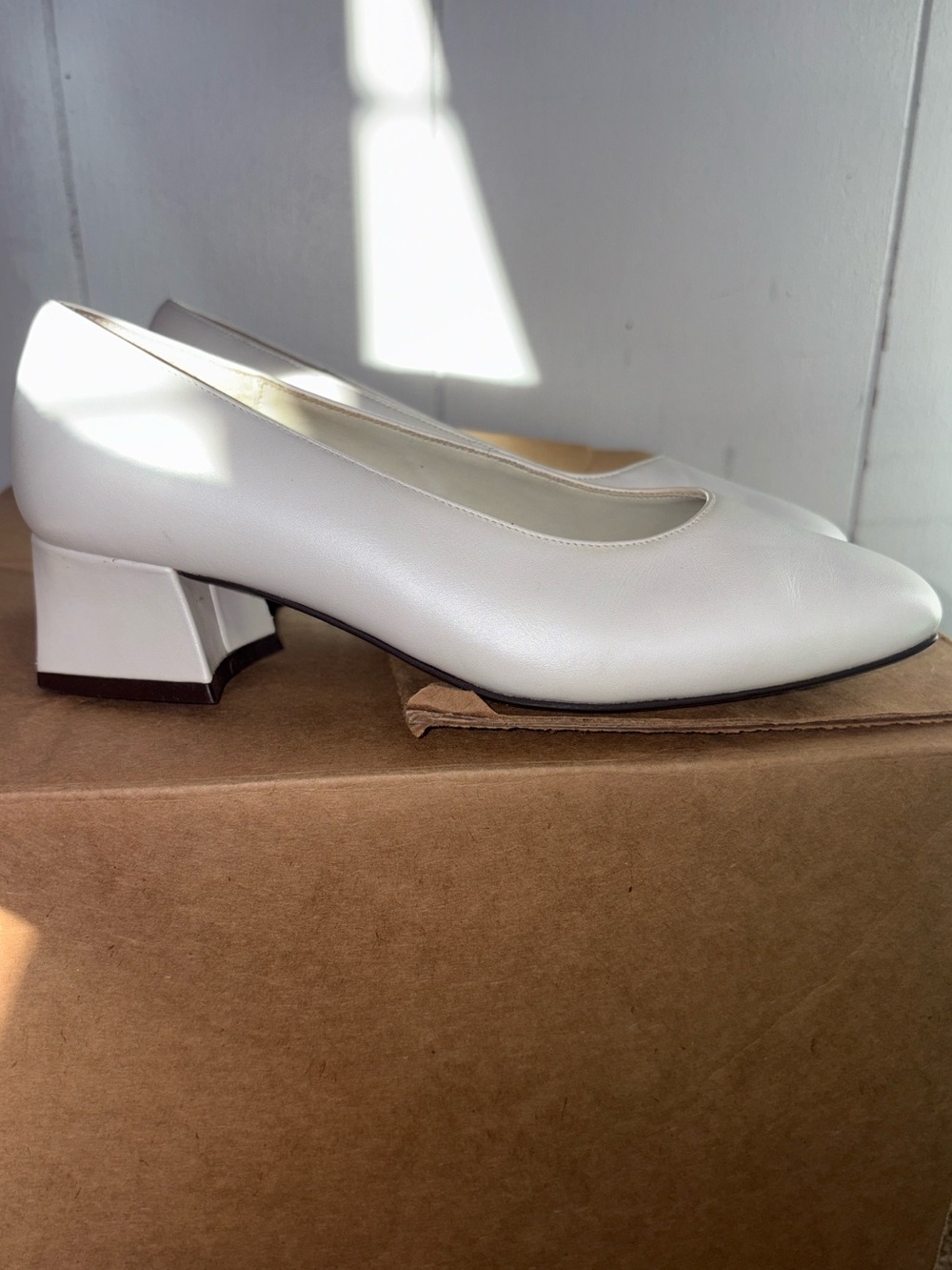 Parade White Low Block Heel Pumps - Women's size 6W